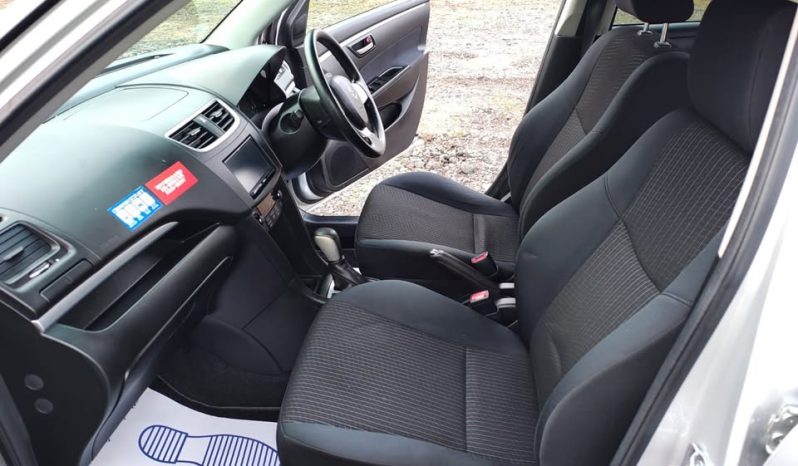 
								2013 Suzuki Swift full									