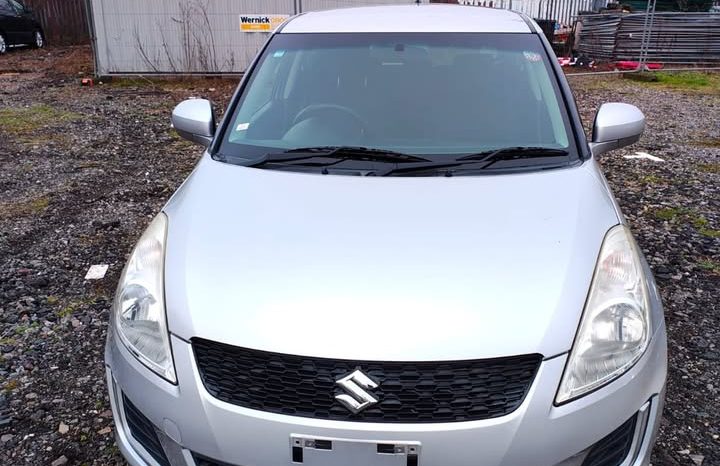 
								2013 Suzuki Swift full									